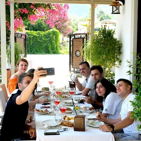 Egehan Butik 3* داليان